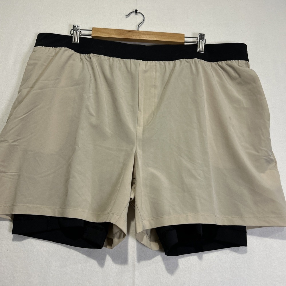 VRST Elevate 2-in-1 Mens 5 Inch Shorts XXL Khaki Beige Stretch Athletic Pockets